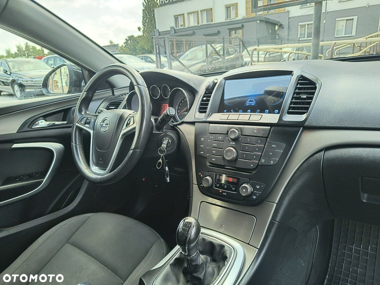 Opel Insignia - 16