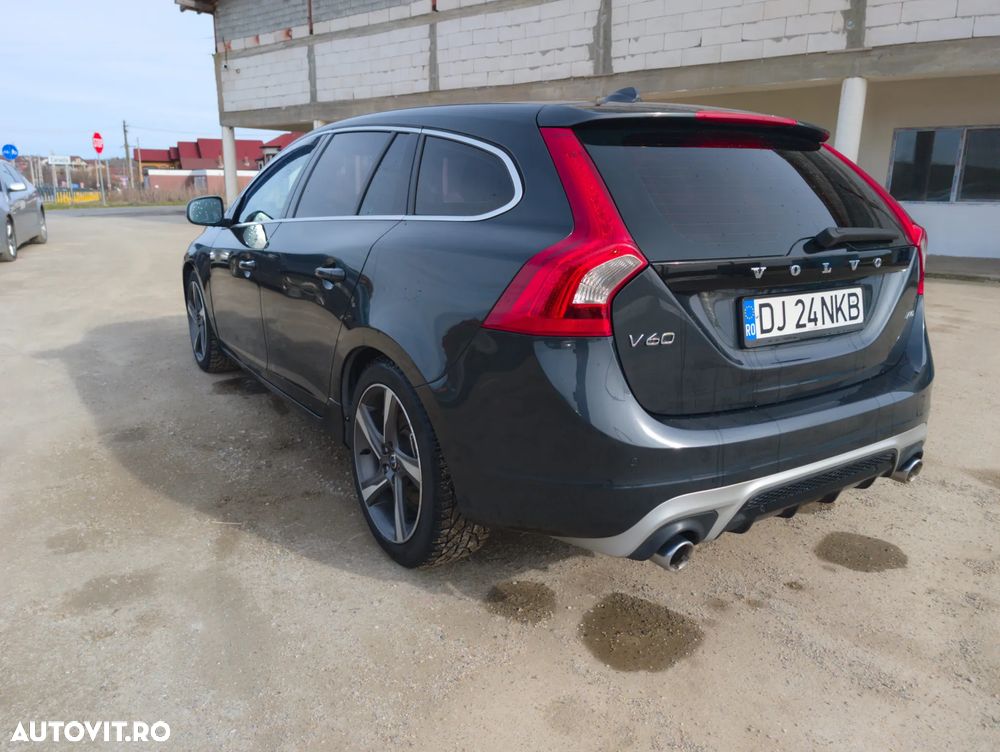 Volvo V60 D5 AWD Geartronic RDesign - 14