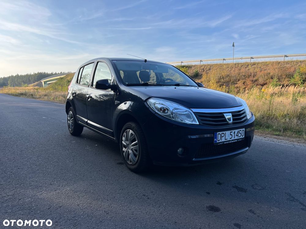 Dacia Sandero - 8