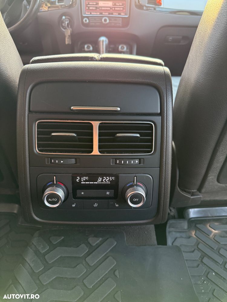 Volkswagen Touareg 3.0 V6 TDI BMT - 14