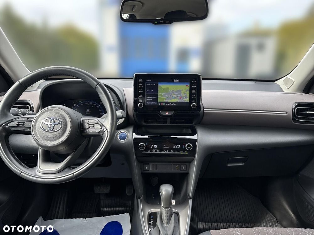 Toyota Yaris Cross - 11