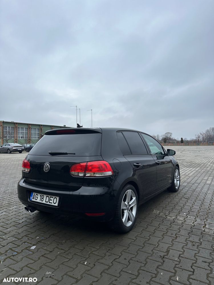 Volkswagen Golf 2.0 TDI DPF Style - 4
