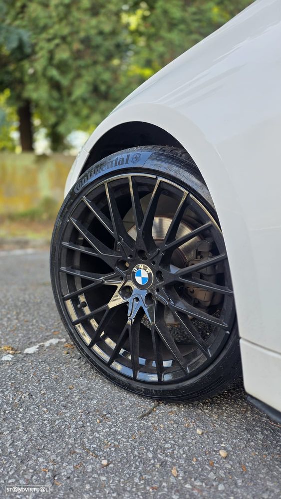 BMW 320 d xDrive M Sport - 4