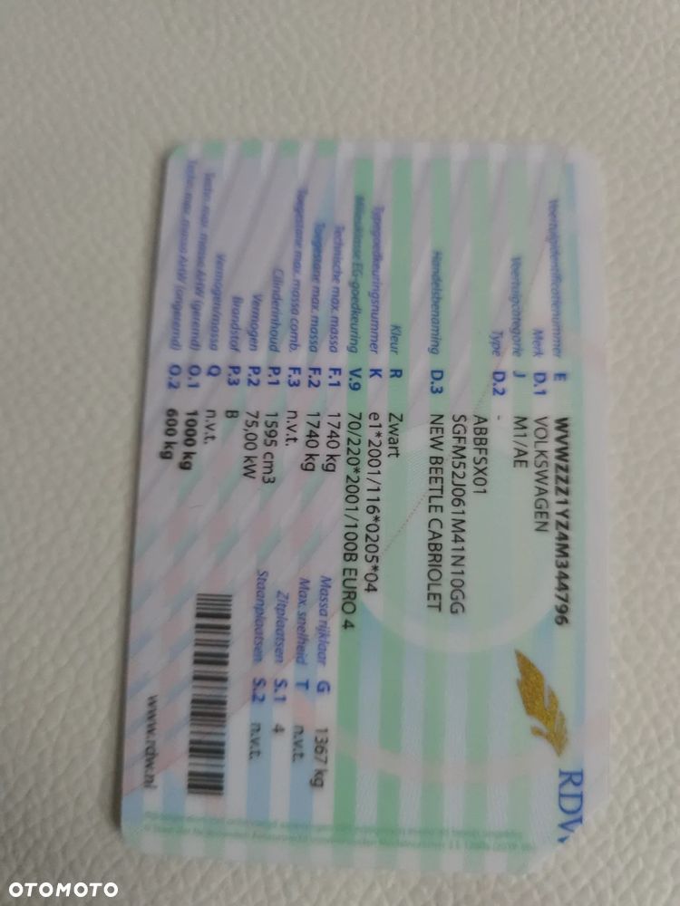 Volkswagen New Beetle 1.6 - 13