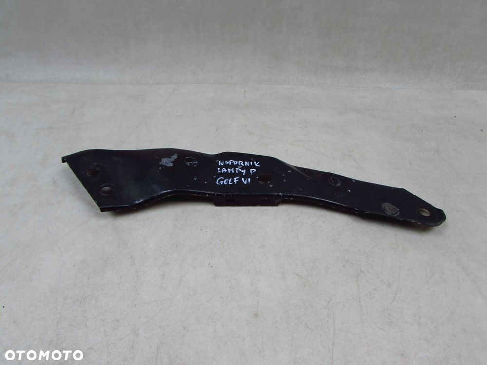 VW GOLF VI 08-12 WSPORNIK MOCOWANIE LAMPY PRAWY 5K0806930B - 1