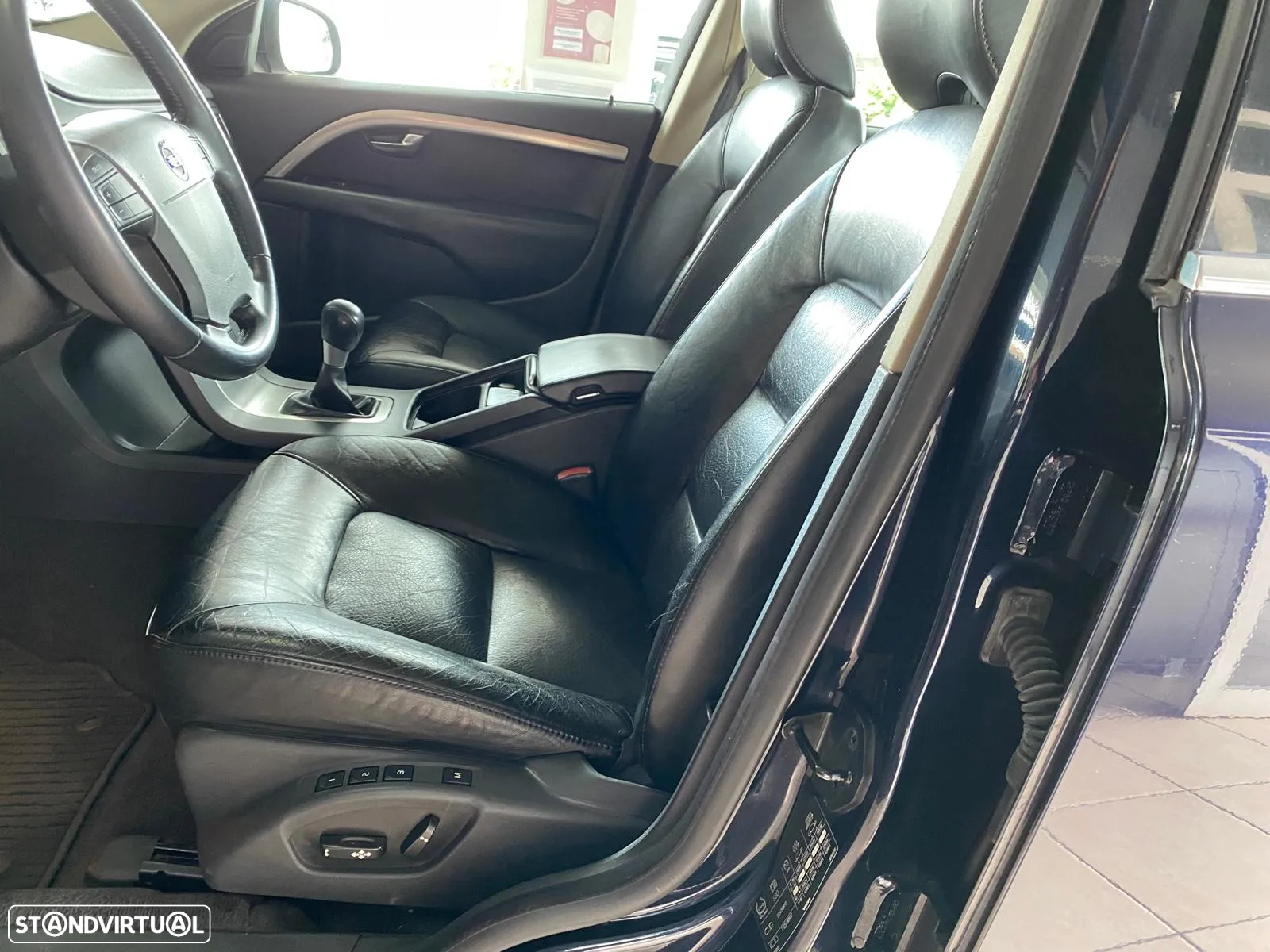 Volvo S80 2.4 D5 Summum - 14