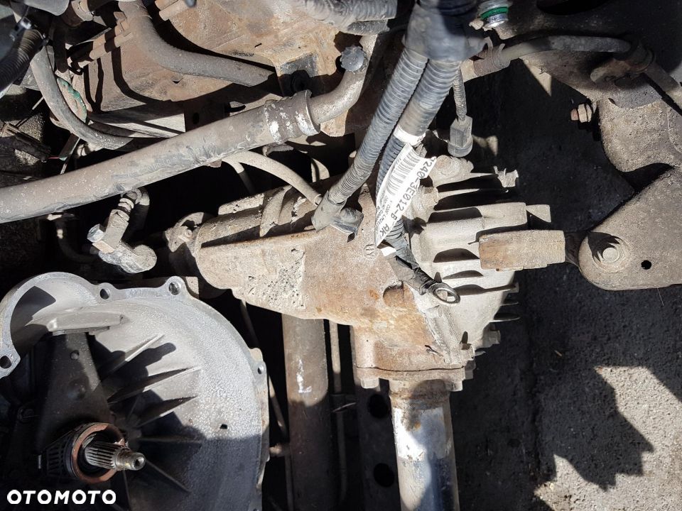 Skrzynia biegów kia Sorrento Manual  4x4 2.5CRDI wraz reduktorem - 3