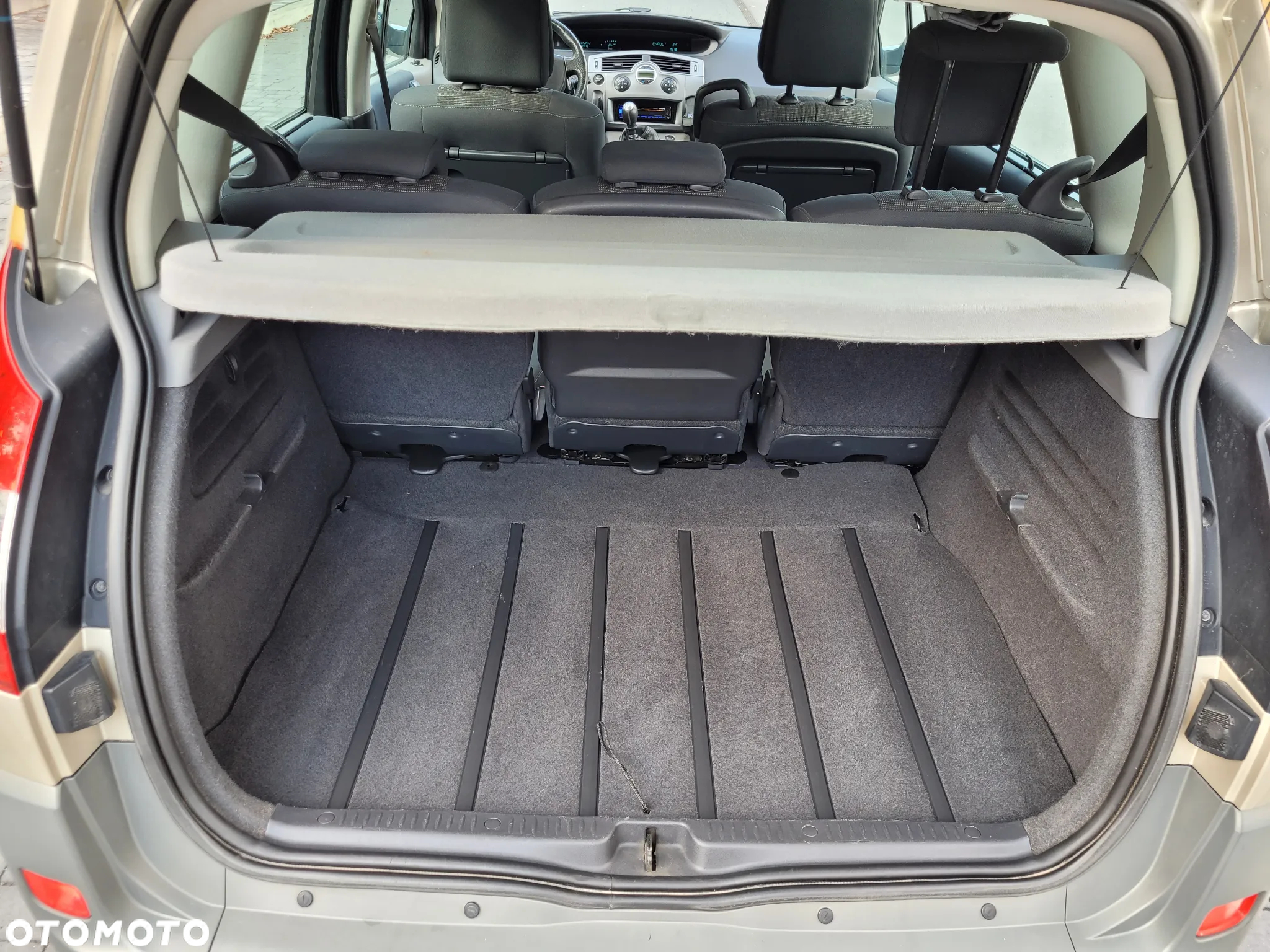 Renault Scenic 2.0 Confort Authentique - 15