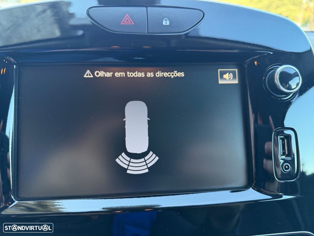 Renault Clio dCi 90 Dynamique - 17