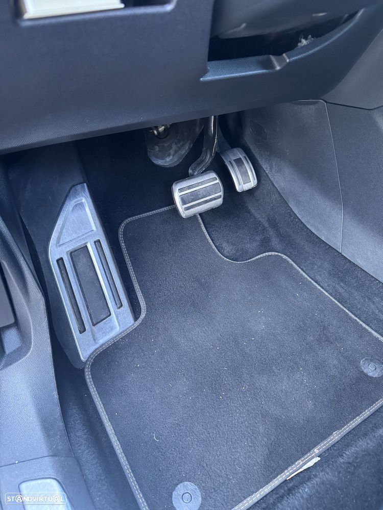 Peugeot 3008 1.5 BlueHDi GT Line EAT8 - 12