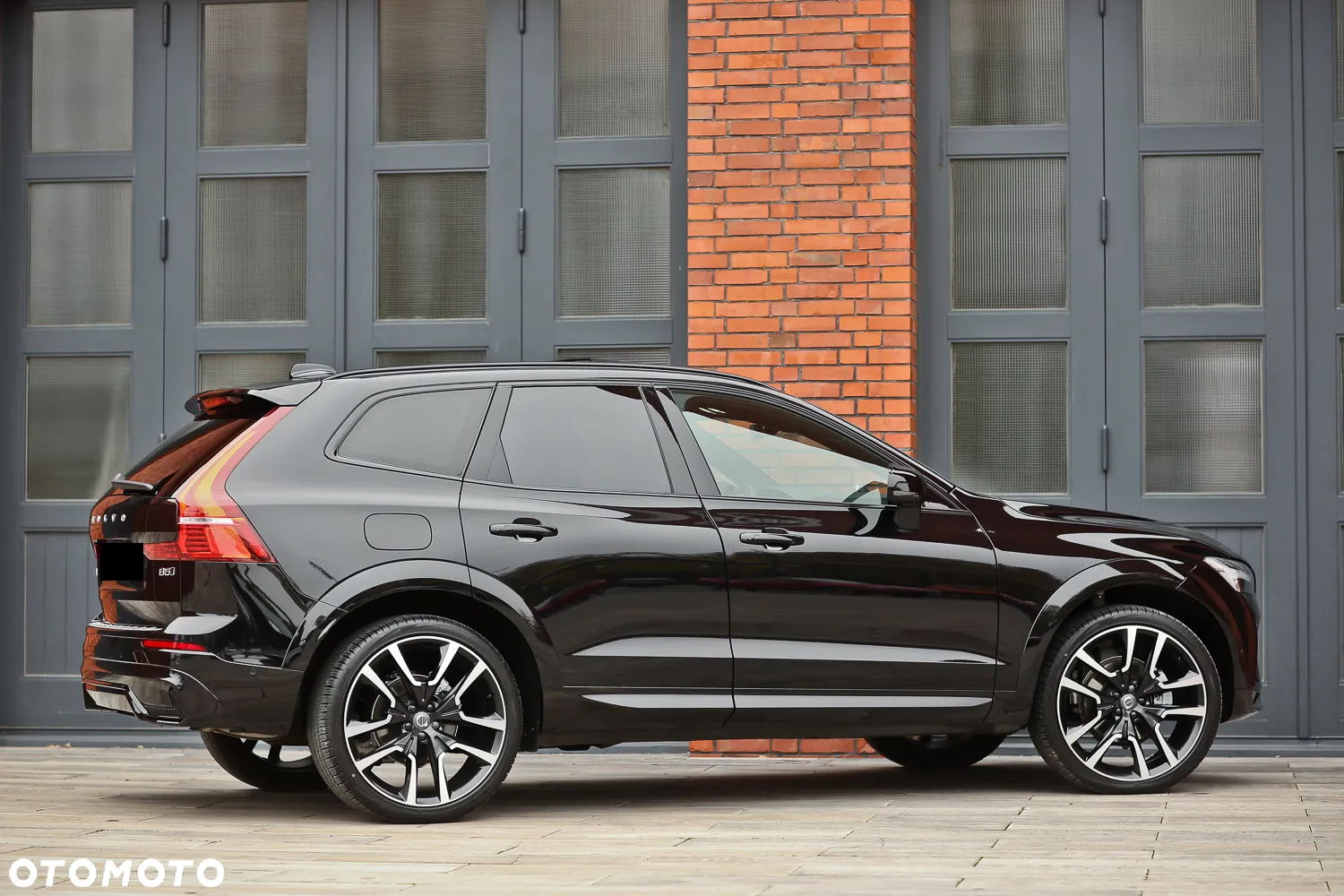 Volvo XC 60 B5 B AWD Geartronic RDesign - 17