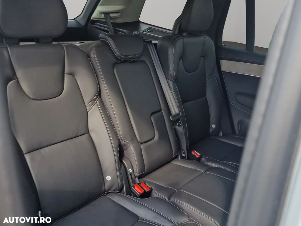 Volvo XC 90 - 17