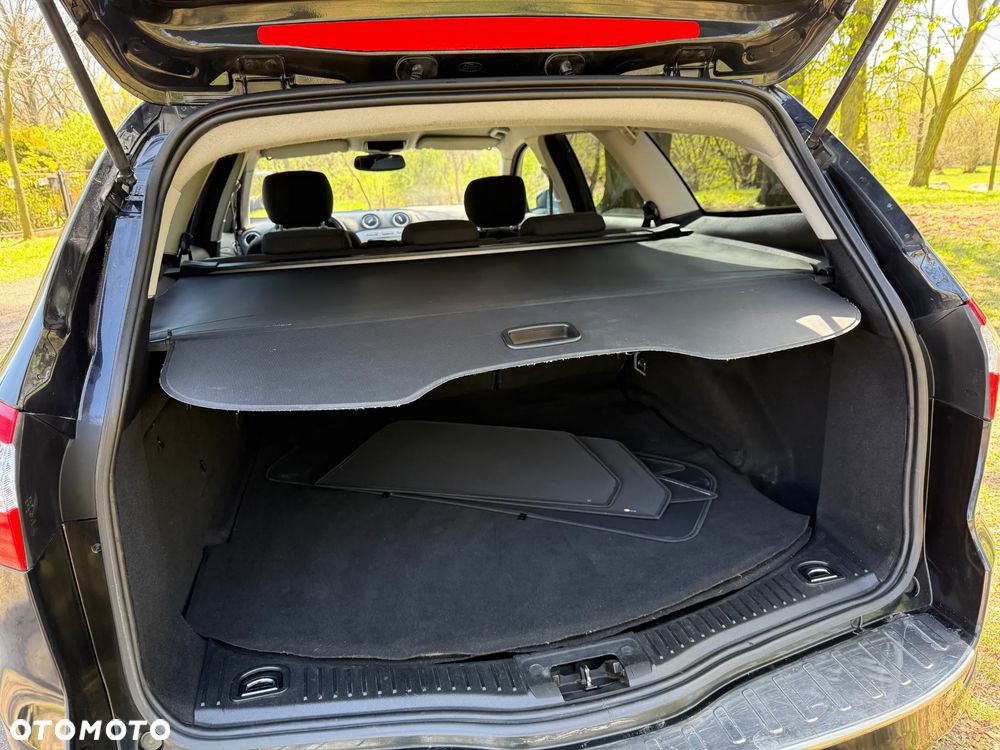 Ford Mondeo 2.0 TDCi Viva Titanium - 25
