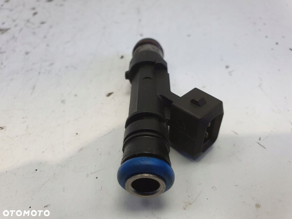 WTRYSKIWACZ Opel Astra IV J 1.4 T turbo _ wtrysk 0280158205 A14NET - 4