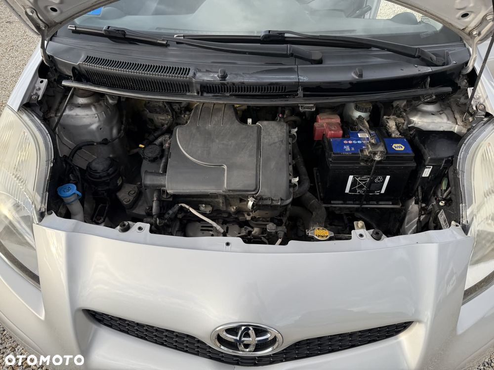 Toyota Yaris 1.0 VVT-i - 27