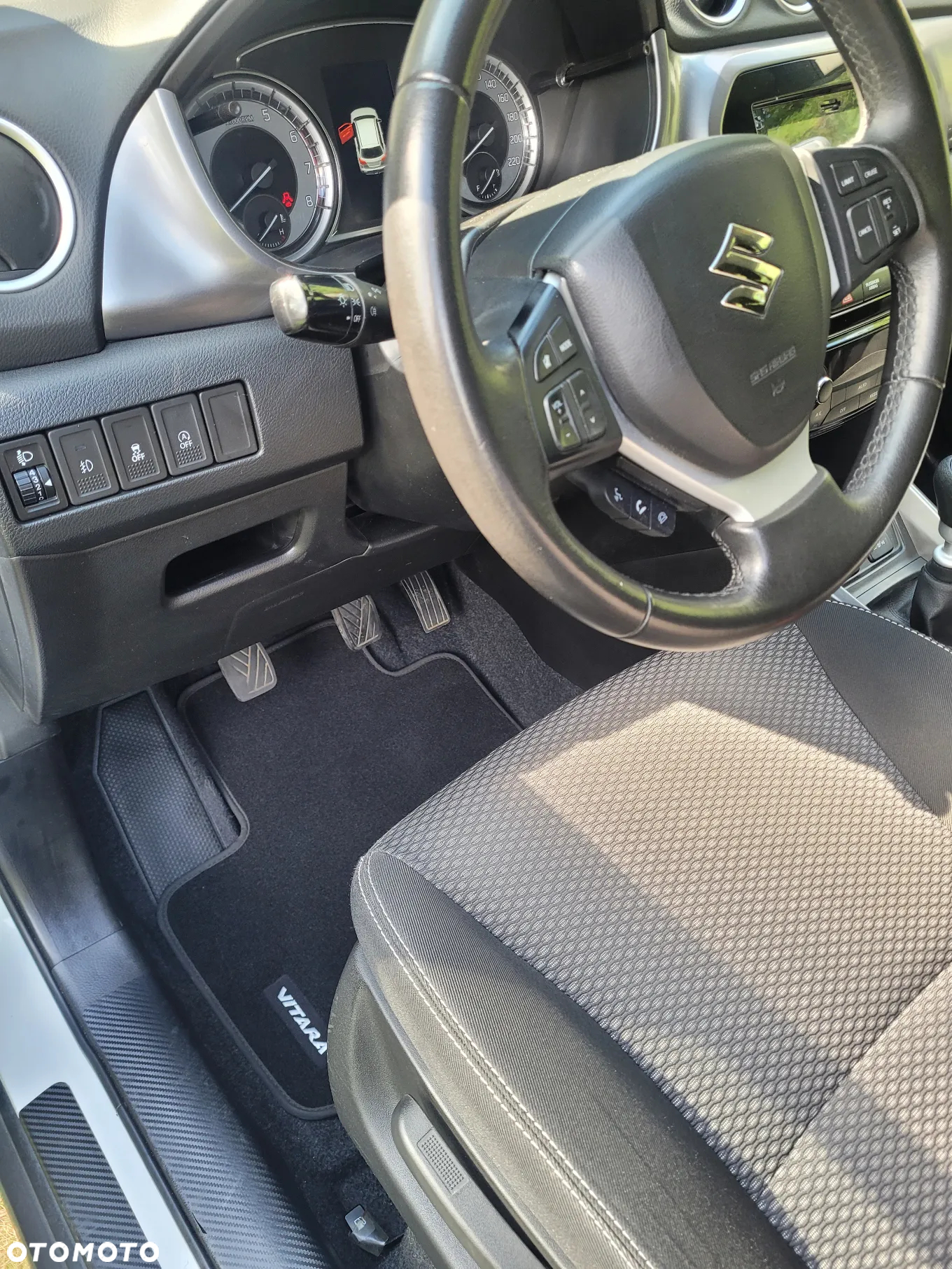 Suzuki Vitara 1.4 Boosterjet Premium 2WD - 4