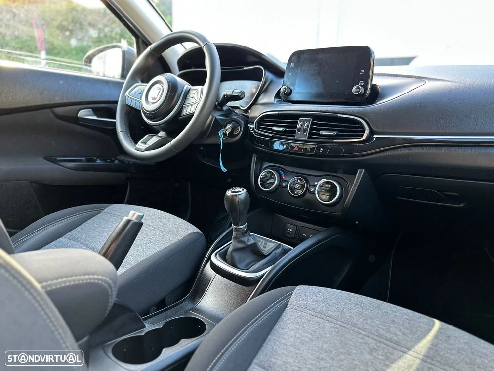 Fiat Tipo Cross 1.0 GSE T3 - 21