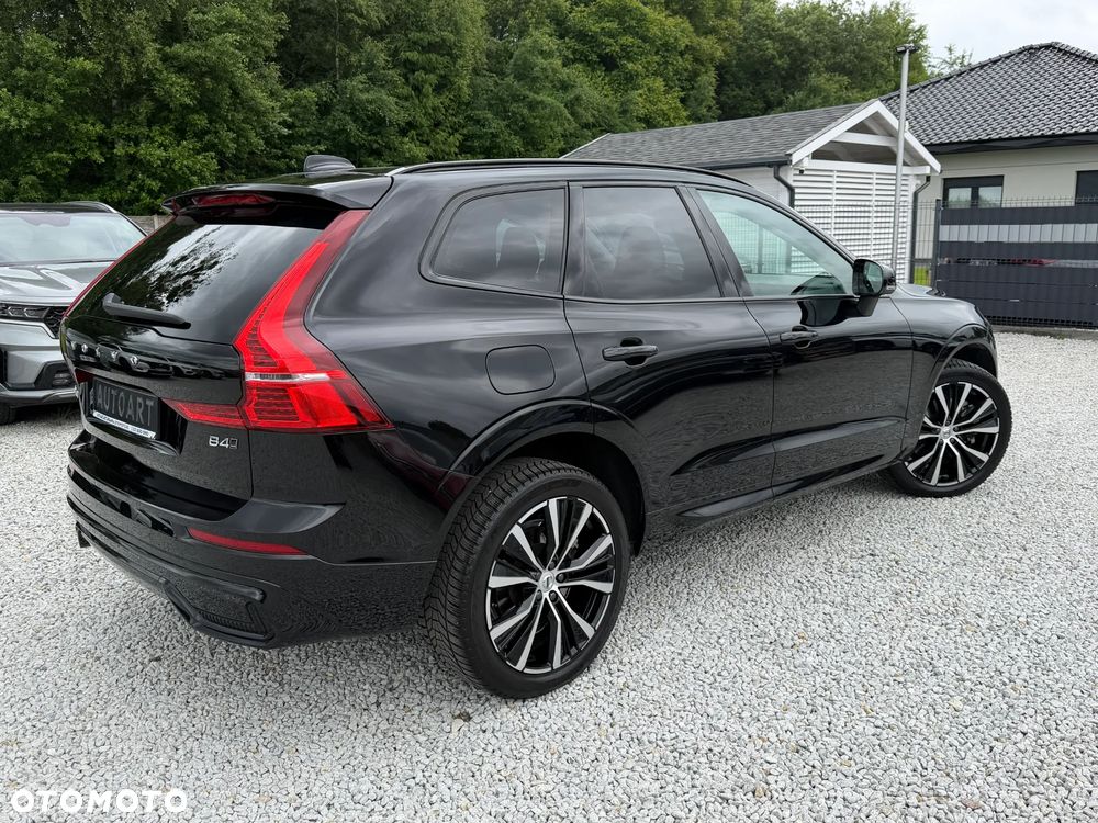 Volvo XC 60 B4 D AWD Ultimate Dark - 15