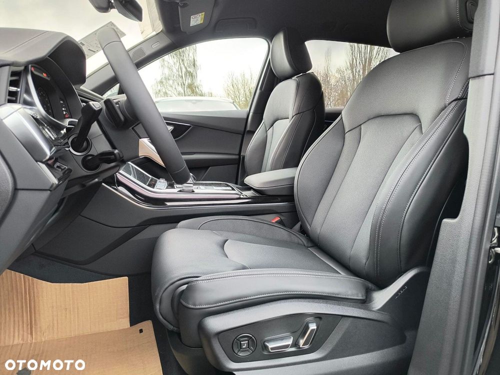 Audi Q7 - 8