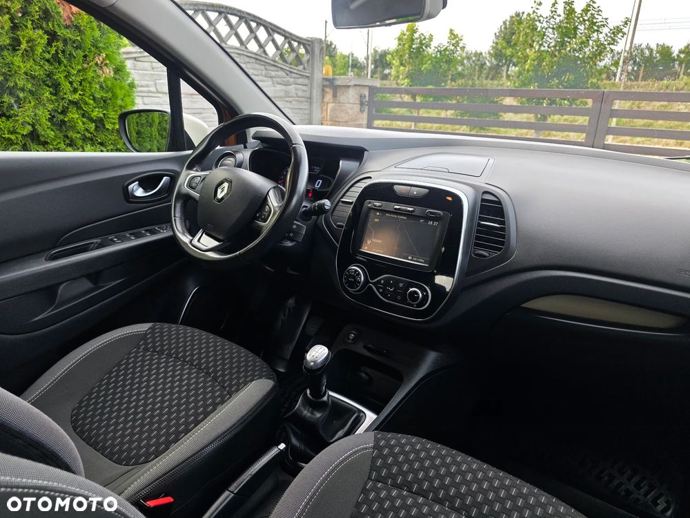 Renault Captur - 23