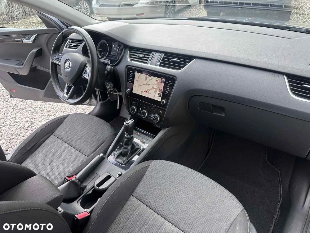 Skoda Octavia 2.0 TDI 4x4 Style DSG - 17