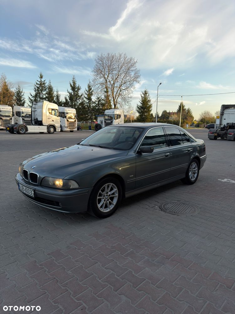 BMW Seria 5 520d - 3