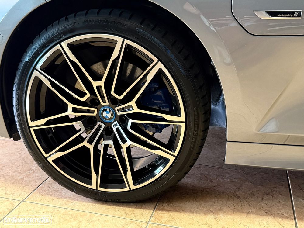 BMW 320 e Aut. Sport Line - 5
