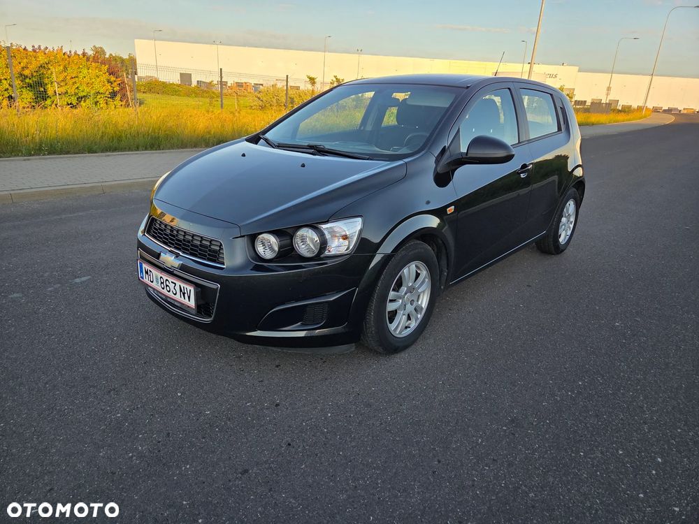 Chevrolet Aveo 1.2 LT - 24