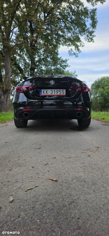Alfa Romeo Giulia 2.0 Turbo TI Q4 - 9