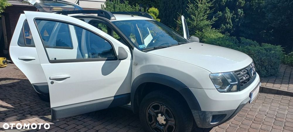 Dacia Duster 1.5 dCi Laureate 4x4 - 24