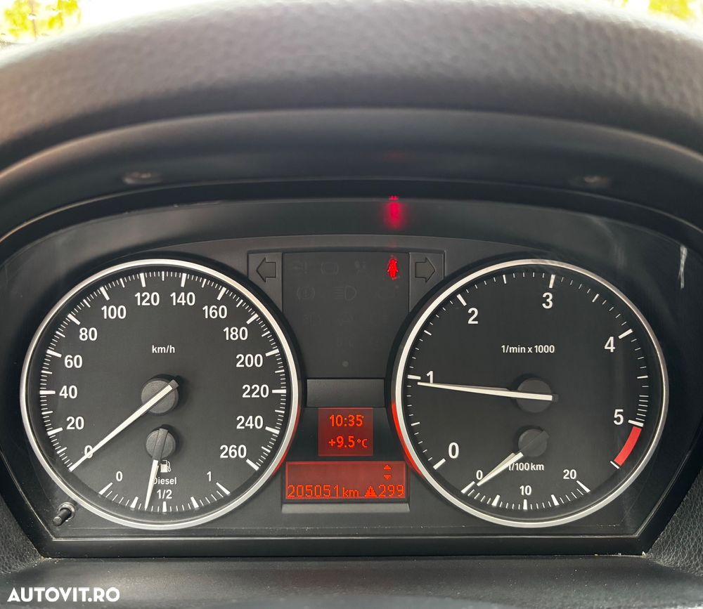 BMW Seria 3 320d EfficientDynamics Edition - 15