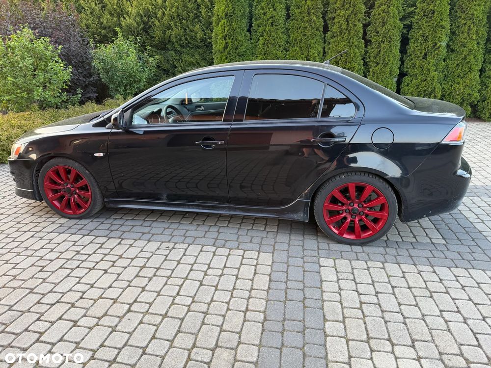 Mitsubishi Lancer 1.8 Invite - 3