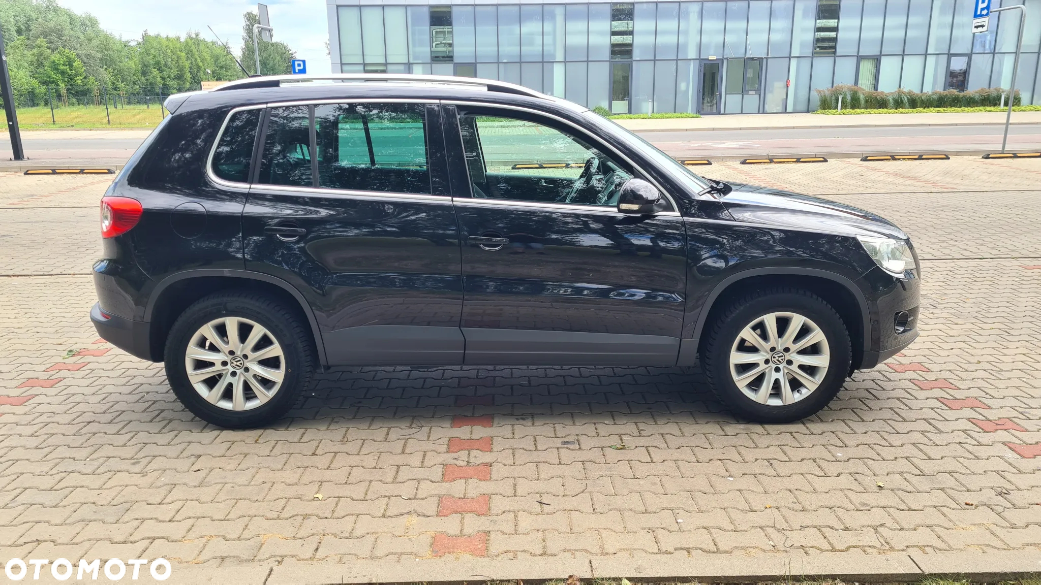 Volkswagen Tiguan - 5