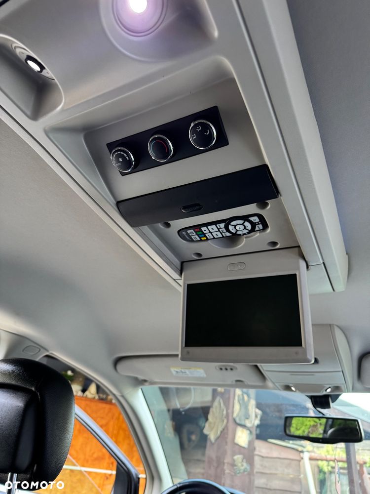 Chrysler Town & Country 3.6 Touring - 12
