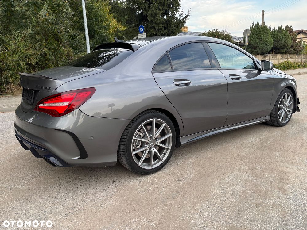 Mercedes-Benz CLA AMG 45 4-Matic - 11