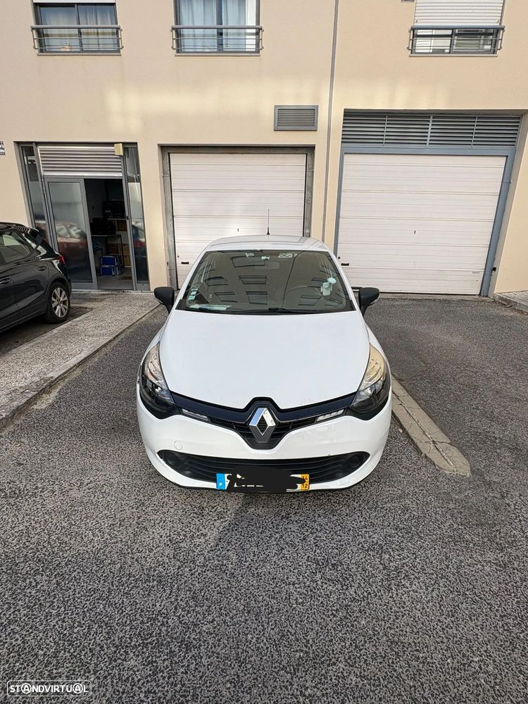 Renault Clio - 1