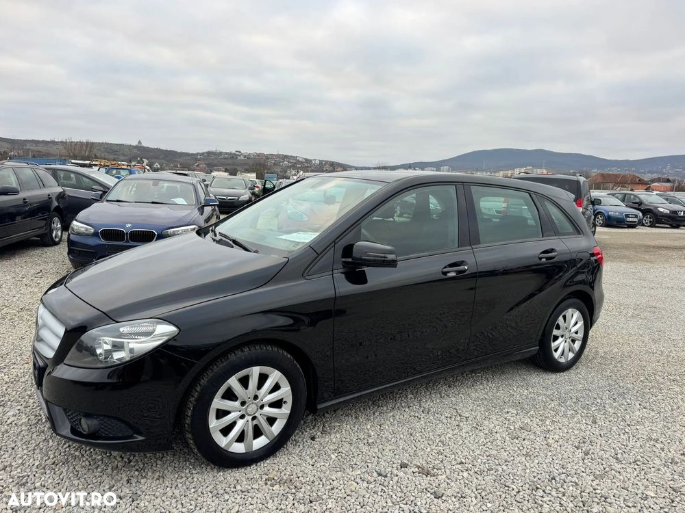 Mercedes-Benz B - 2