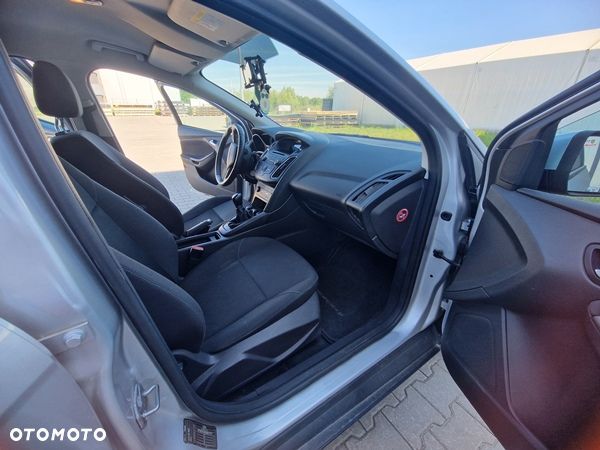 Ford Focus - 14