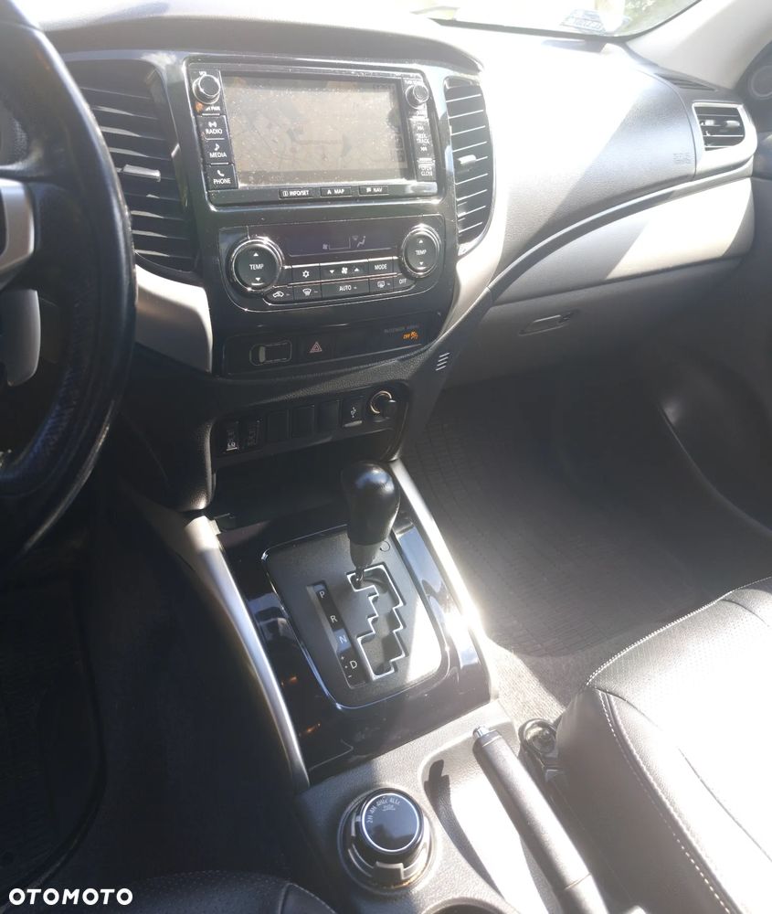 Mitsubishi L200 2.4 d DC Intense Plus EU6 - 14