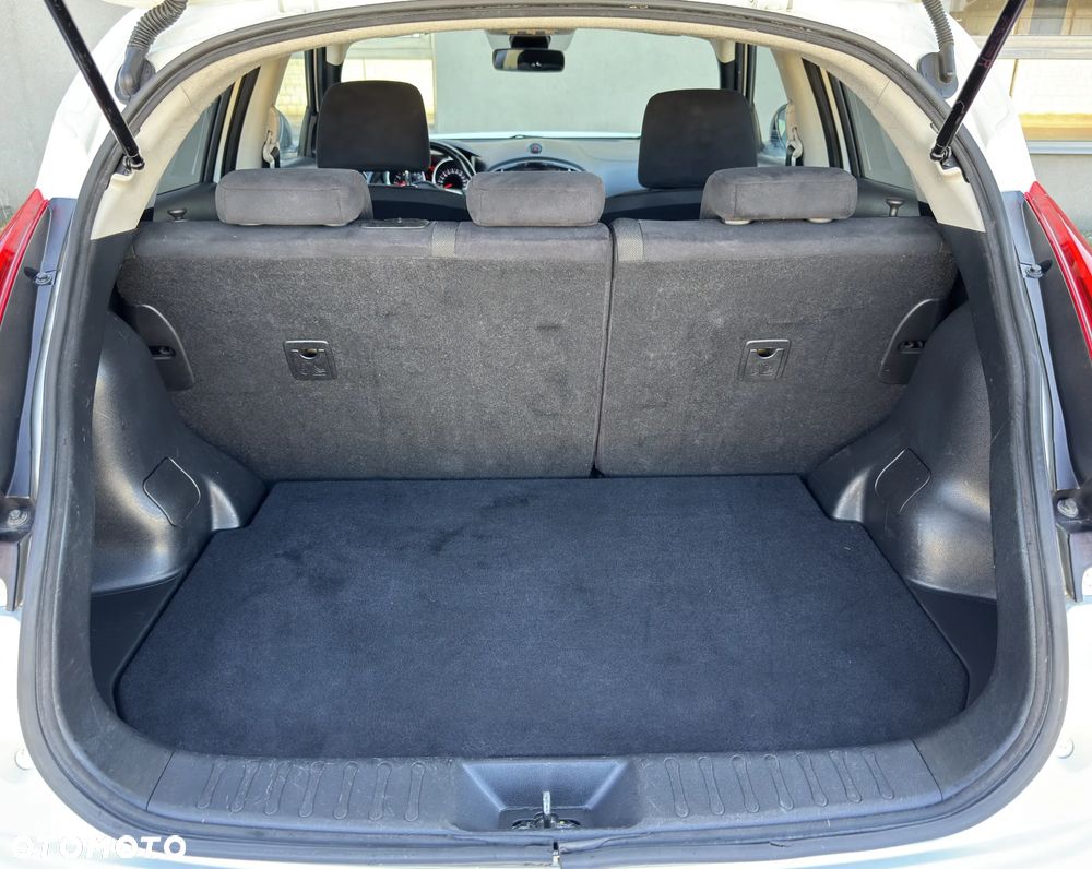Nissan Juke 1.6 T Tekna - 12