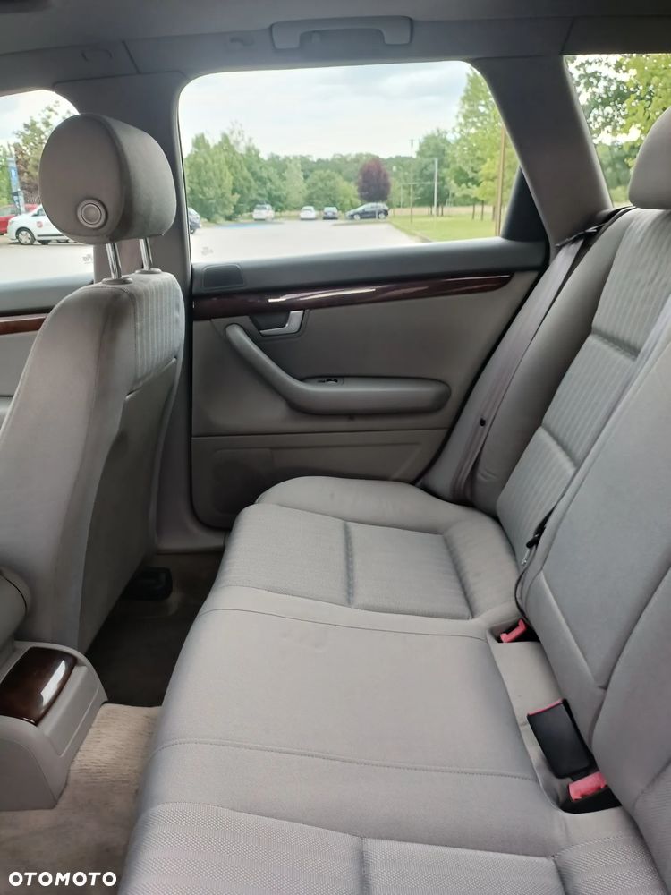 Audi A4 Avant 1.8 T - 7