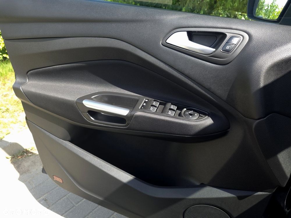 Ford C-MAX 1.5 EcoBoost Titanium ASS - 17