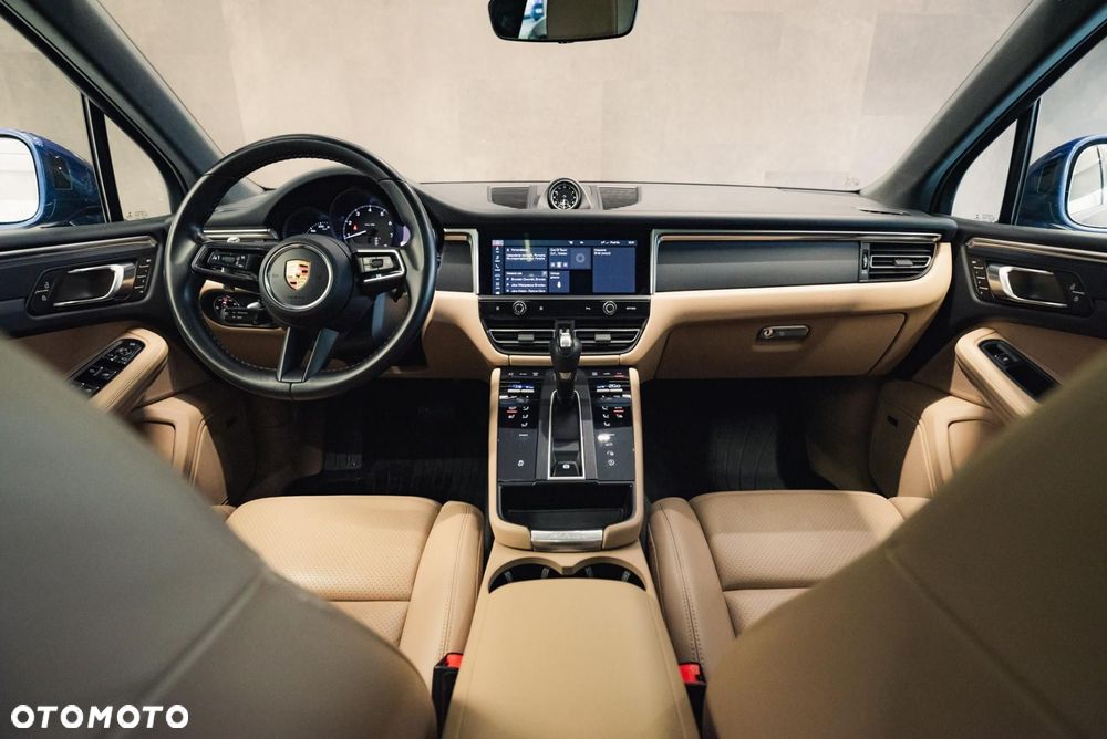 Porsche Macan - 11