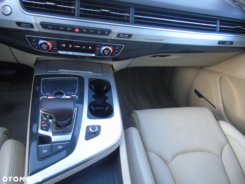 Audi Q7 3.0 TDI Quattro Tiptronic - 15