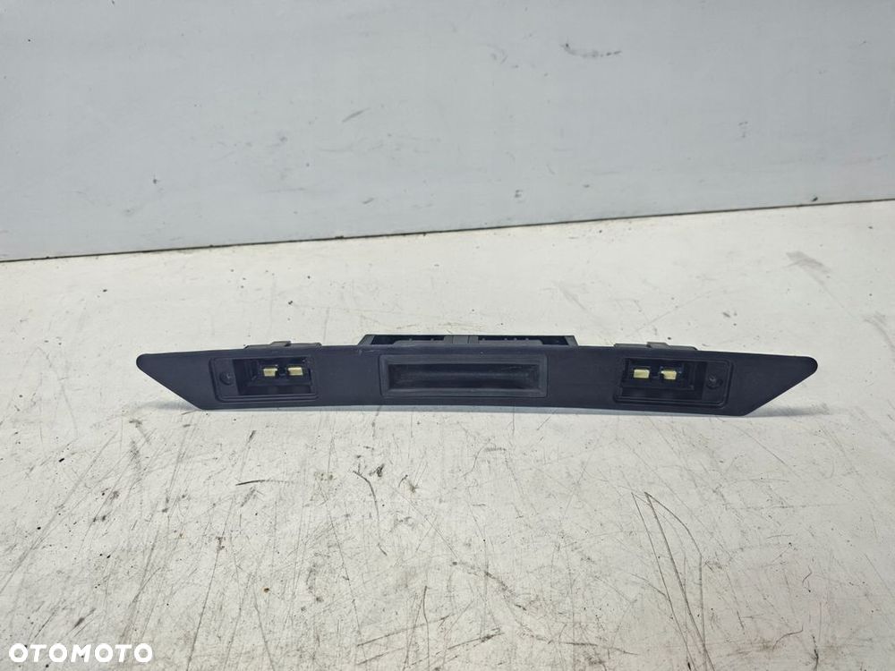 PODŚWIETLENIE TABLICY AUDI A3 A4 A6 8P4827574 **1** - 1