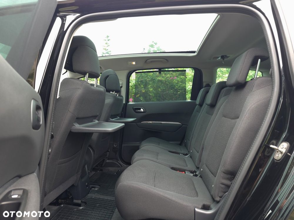 Peugeot 5008 - 18
