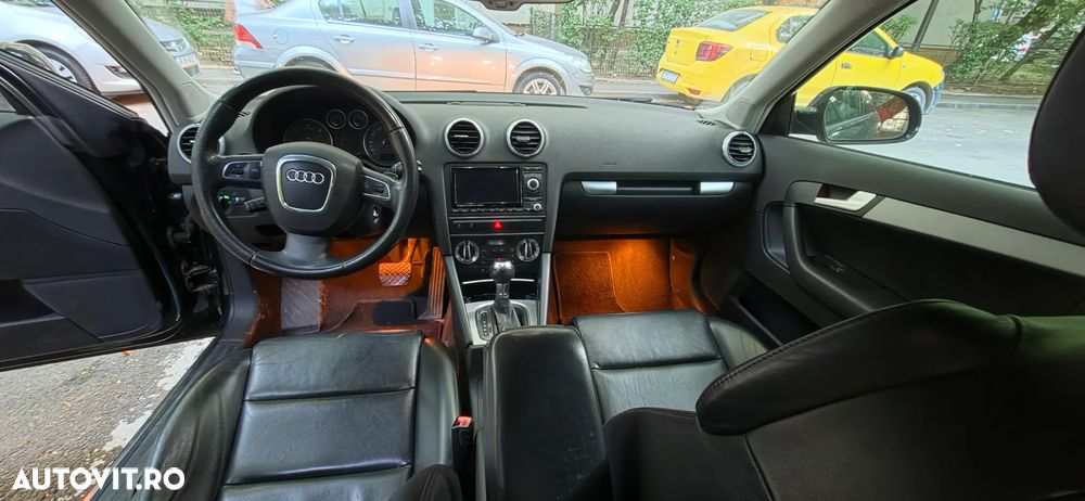 Audi A3 Sportback 2.0 TDI S-tronic Attraction - 11