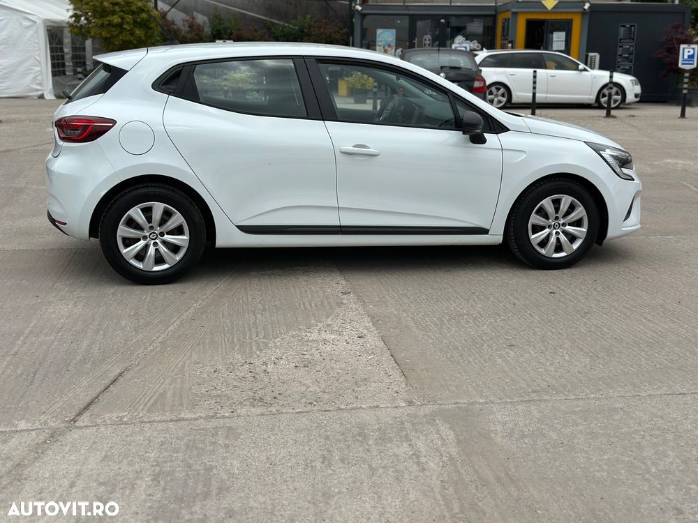 Renault Clio - 6