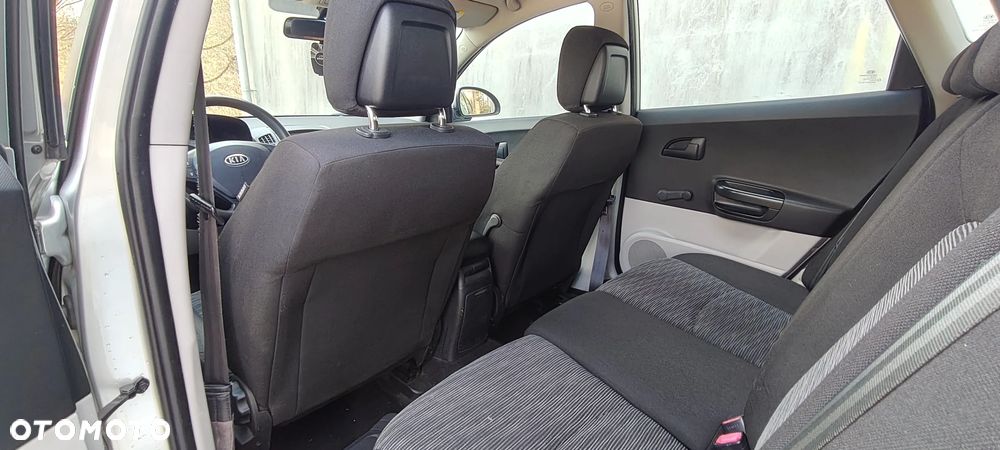 Kia Ceed 1.6 Crdi Comfort + - 8