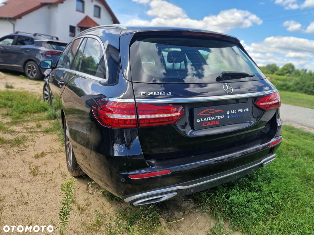 Mercedes-Benz Klasa E 200 d Business Edition - 1